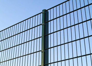 電気電流を通された平らな網の塀はカーブなしで多指定にパネルをはめます